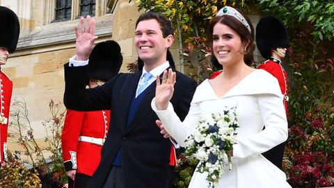 Vnučka Alžběty II. si vzala podnikatele. Na královské svatbě málem létaly klobouky