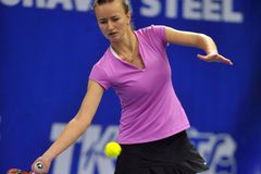 Tenisový talent Krejčíková: Mám po maturitě a chci do stovky