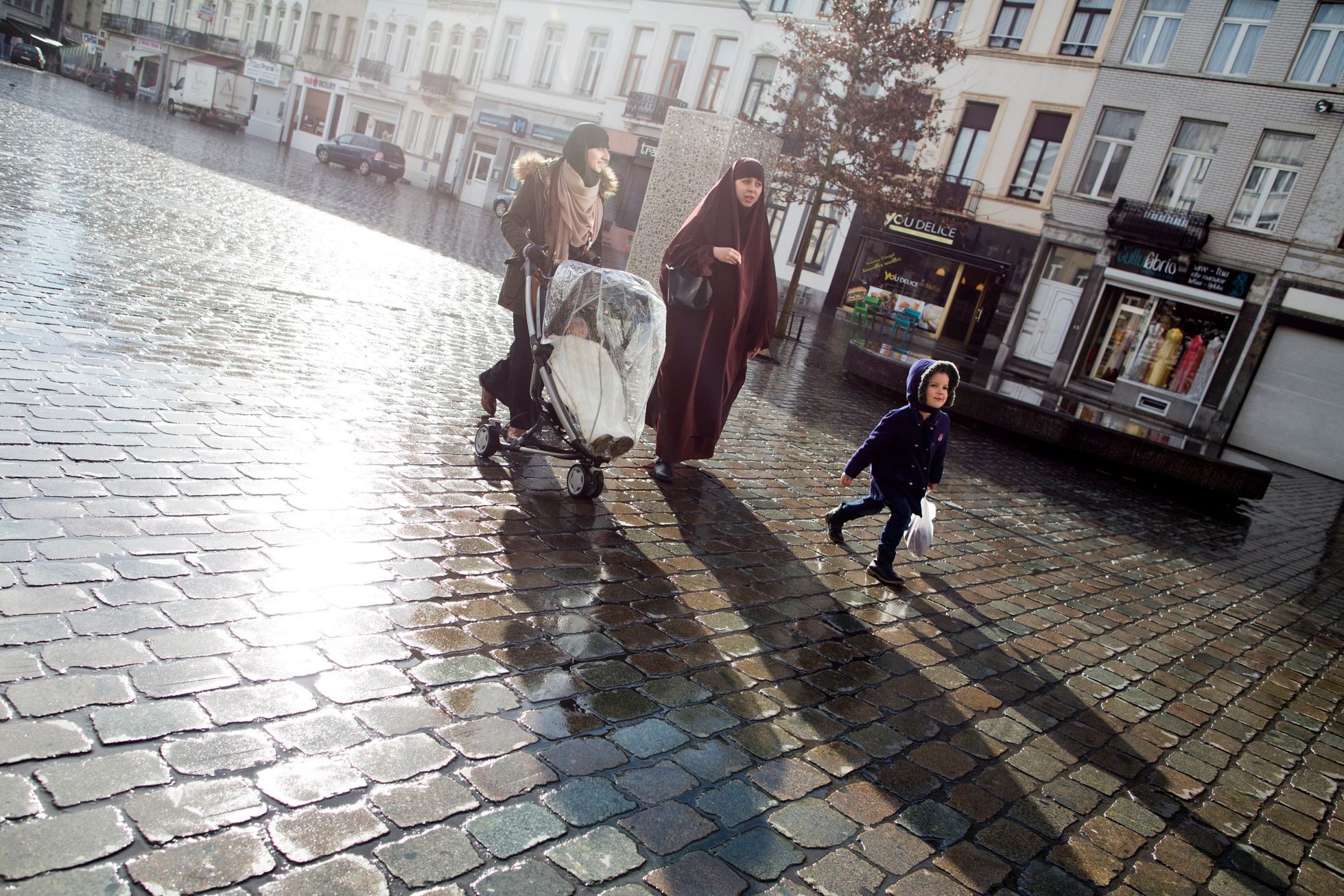 Molenbeek, rok po útoku