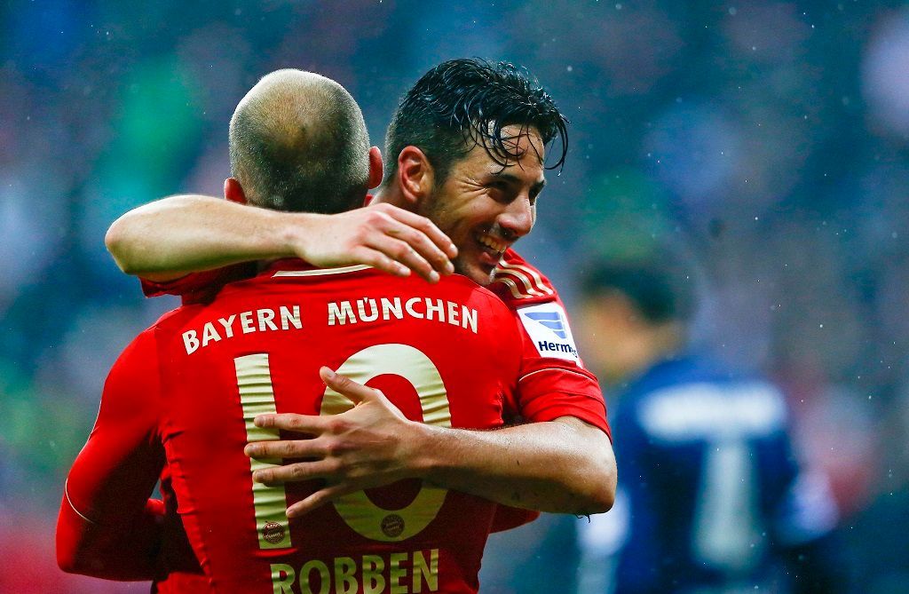 Pizzaro a Robben se radují při výhře Bayernu Mnichov 9:2 nad Hamburkem