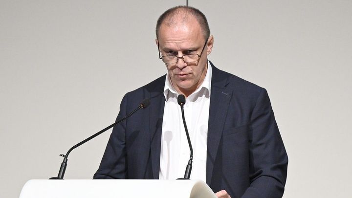 Český hokej odvolal Hadamczikova poradce. Měl způsobit milionové škody; Zdroj foto: Pavel Mazáč / CNC / Profimedia