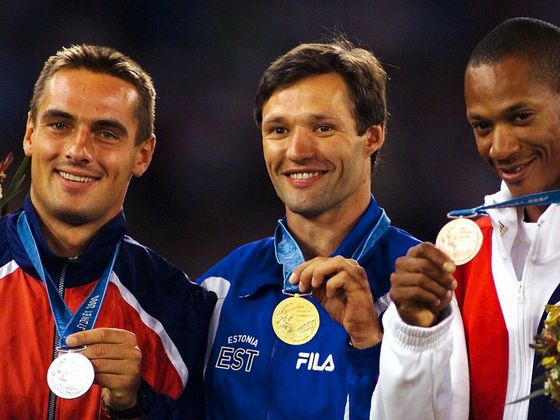 Medailisté v desetiboji na olympiádě v Sydney: Roman Šebrle, Erki Nool a Chris Huffins.