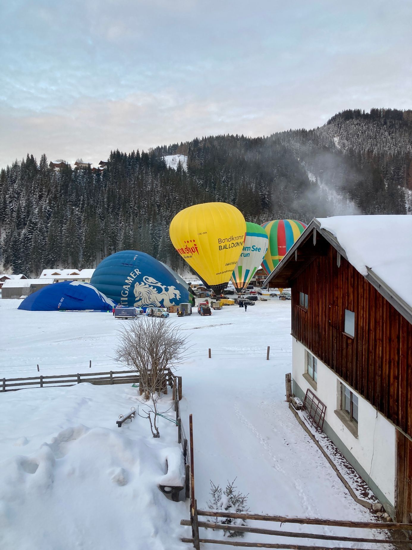 Zimní balonová fiesta Filzmoos