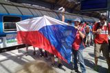 Český tým přijelo podpořit mnoho domácích fanoušků.
