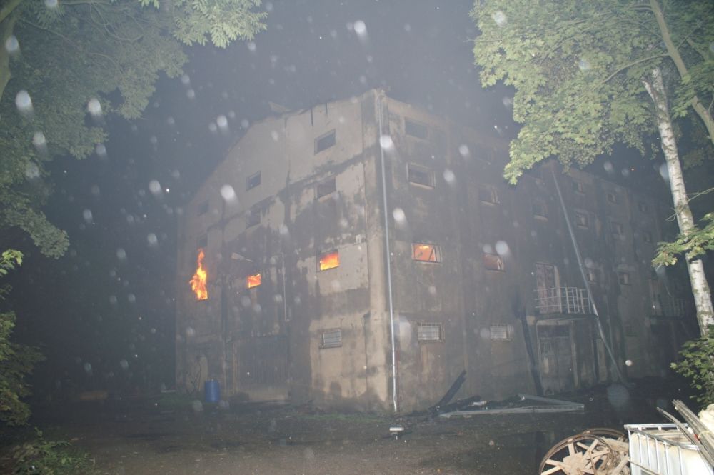 Požár skladu chmele ve Mšeci