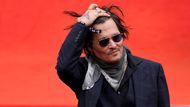 3. místo v kategorii Lidé, o kterých se mluví: Petr David Josek, AP / Johnny Depp na 55. mezinárodním filmovém festivalu v Karlových Varech (ukázka ze série snímků).