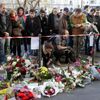 Svět si připomíná oběti v Paříži