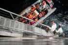 Loď italského námořnictva Virginio Fasan pátrala mezi ostrovem Lampedusa a břehy Tuniska a Libye po uprchlících. V srpnu 2014 zachránila více než 1000 migrantů.