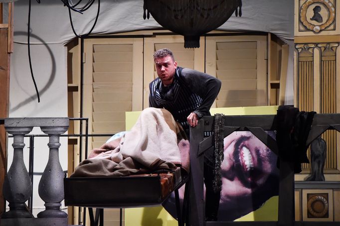 Martin Dědoch jako Osip.