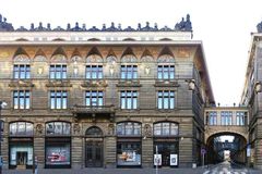 Miliardář Vítek koupil budovu bývalé Živnobanky