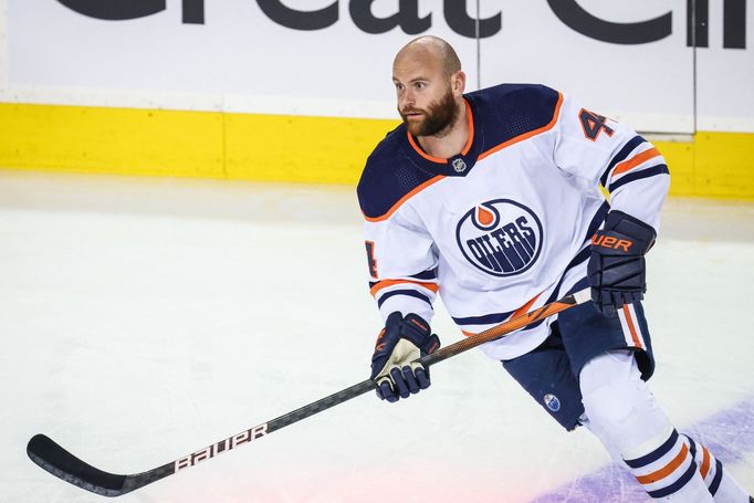 Zack Kassian v dresu Edmontonu.