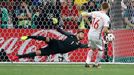 Euro 2016, Polsko-Portugalsko: Rui Patricio chytá penaltu - Jakub Blaszczykowski