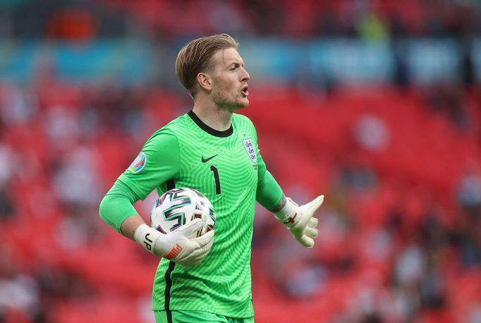 Jordan Pickford v zápase Česko - Anglie na ME 2020