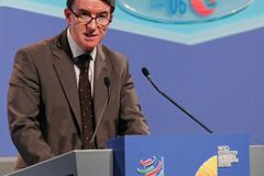 Mandelson v Praze chválil Česko
