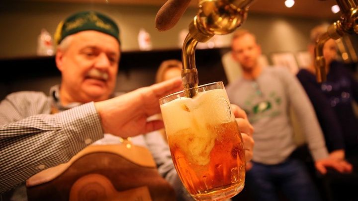 Prazdroj od října zdraží ležáky i prémiová piva. Ceny stoupnou o zhruba 50 haléřů