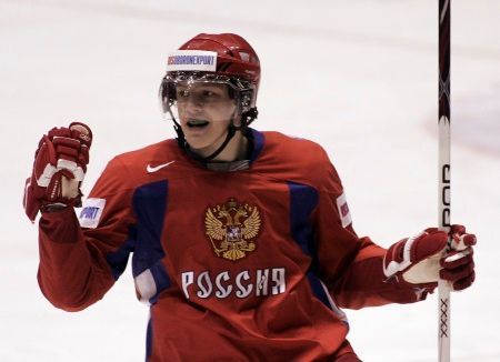 Rus Alexej Cherepanov se raduje z gólu