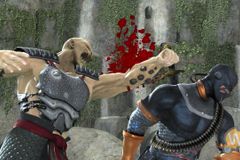 Catwoman a Sonya ukazují fatality