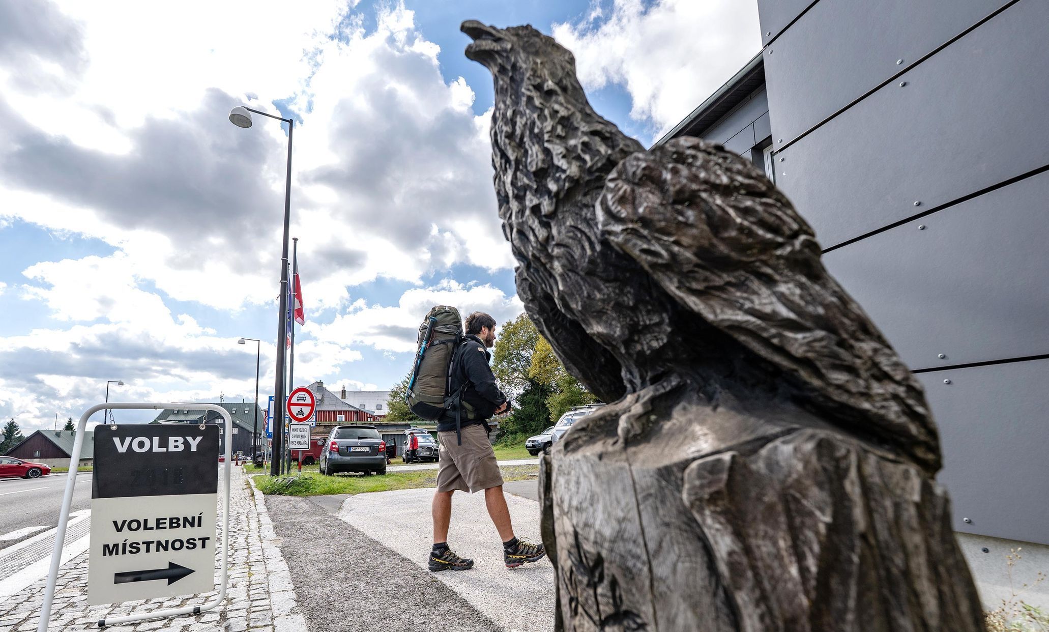 Volby 2025, volební lídři, volební místnost, hlasování