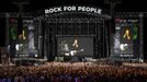 Snímek z koncertu Green Day na festivalu Rock for People.