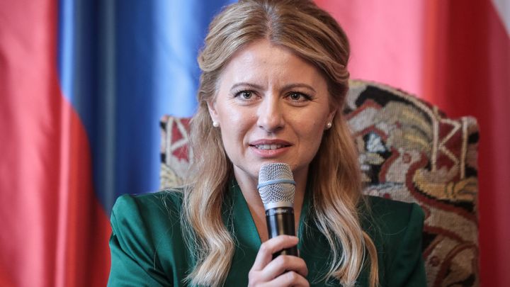 Čaputová žádá zveřejnění vládních smluv ke Sputniku V, důvody k jeho vrácení popřela; Zdroj foto: Jakub Plíhal