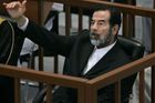Obhájci Saddáma bojkotují soud