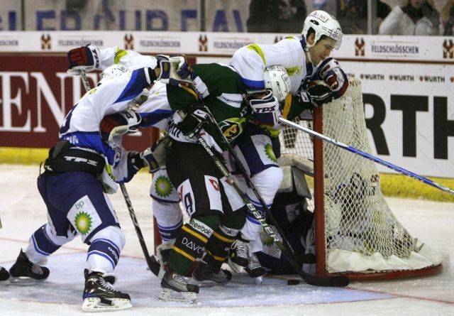 Spengler Cup: Karlovy Vary vs Mannheim