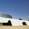 Oscar Niemeyer - Brasília - Památník domorodého lidu