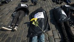 Oběti války na Ukrajině, měsíc od začátku, Staroměstské náměstí, happening Amnesty International
