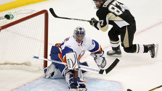 Video geniálního gólu Sidney Crosbyho do sítě NY Islanders