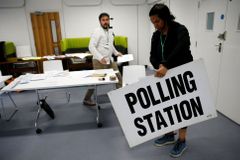 Jedna z mnoha volebních místností v Londýně.