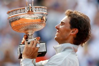 Rafael Nadal se raduje z triumfu na French Open 2014