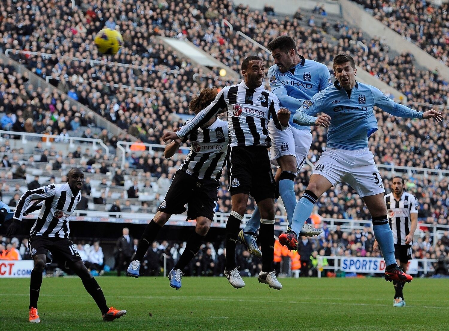 Newcastle United - Manchester City:Sergio Agüero