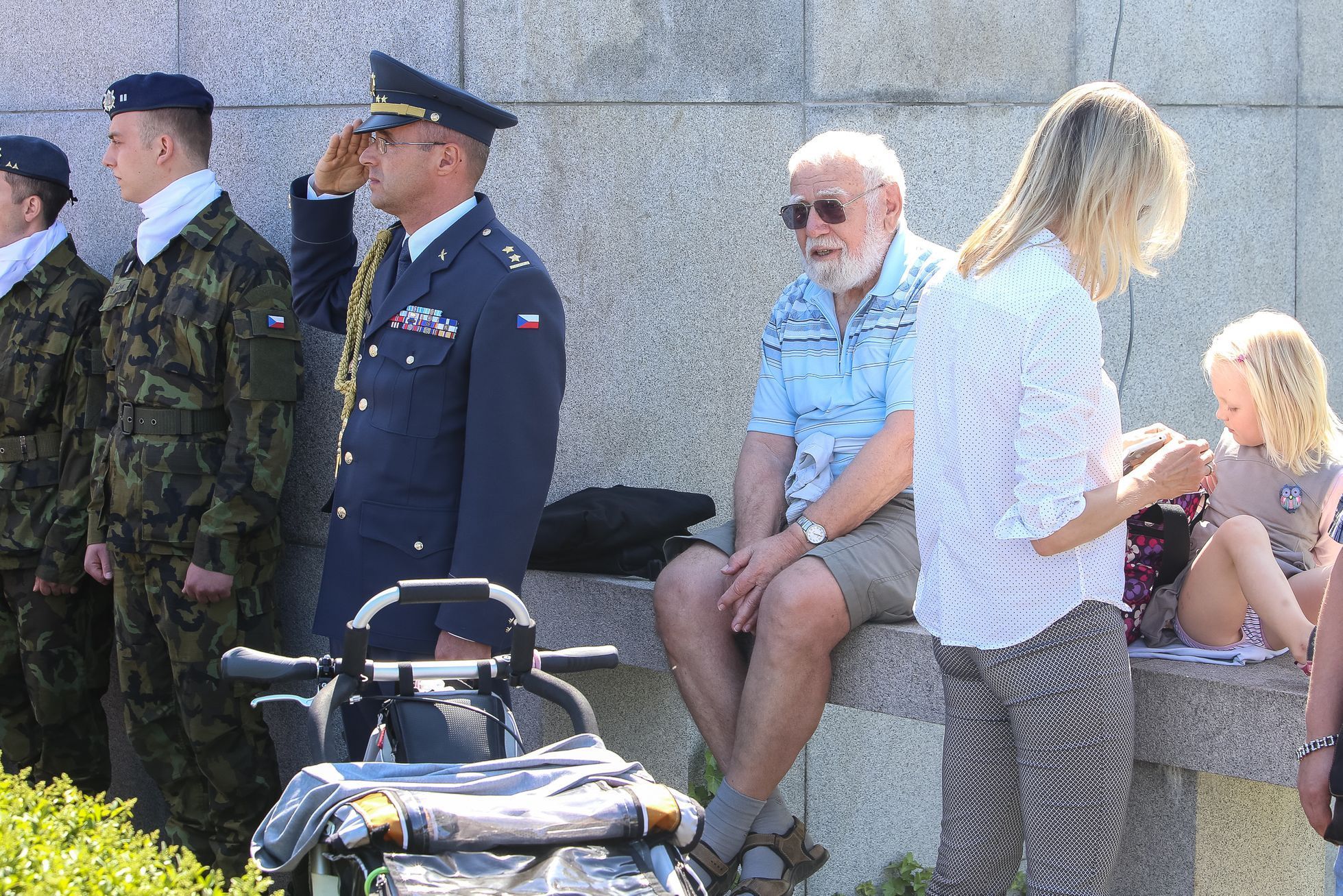 Den vítězství u památníku na Vítkově - Miloš Zeman, veteráni, vláda, pieta, oslava, 2018