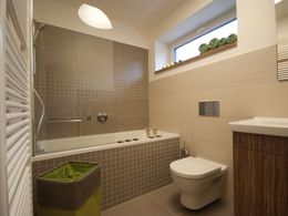 Rekonstrukce koupelny: Zatuchlost versus luxus hodný hotelů!