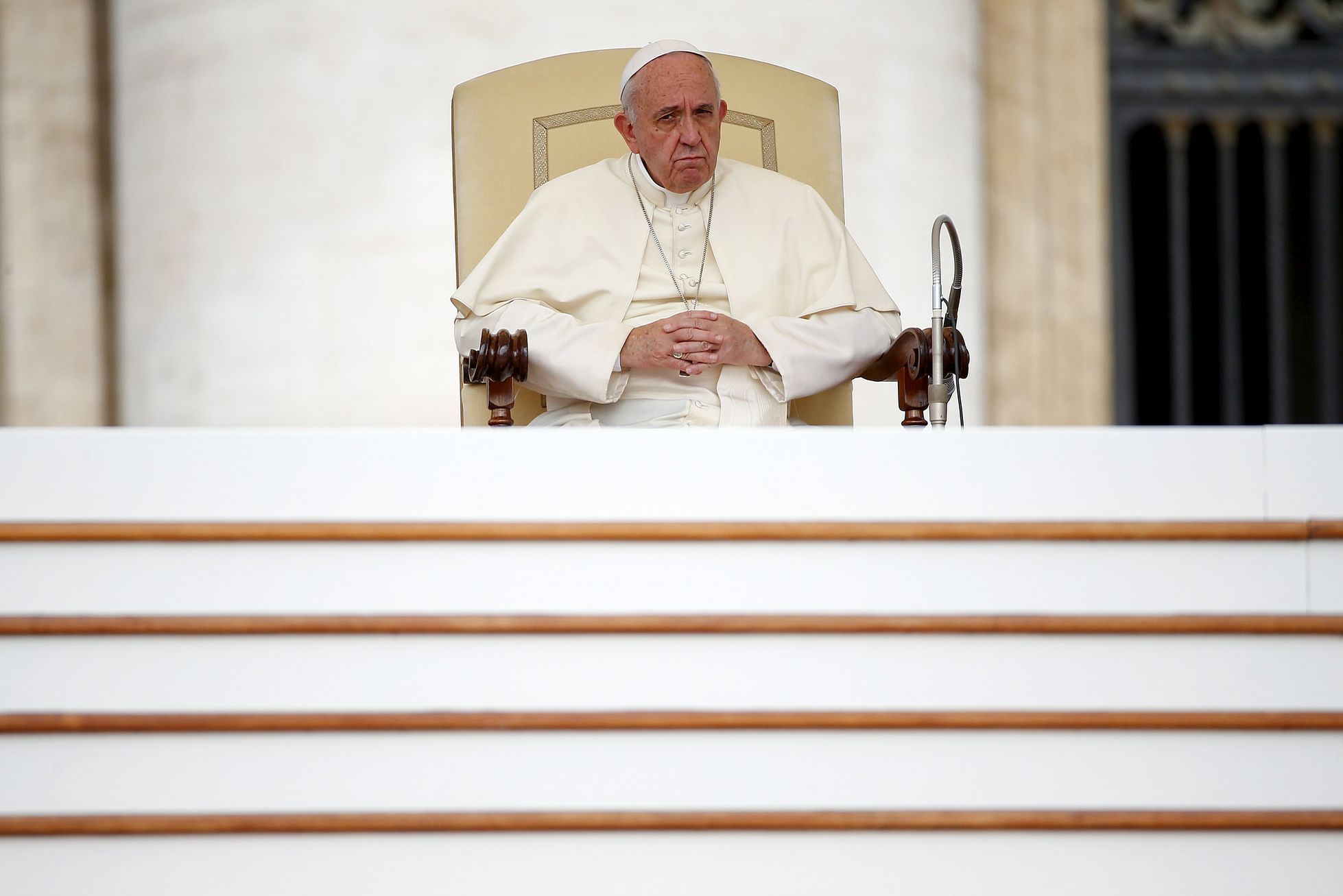 Papež František během audience ve Vatikánu.