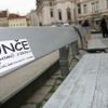 Demonstrace - lavečka