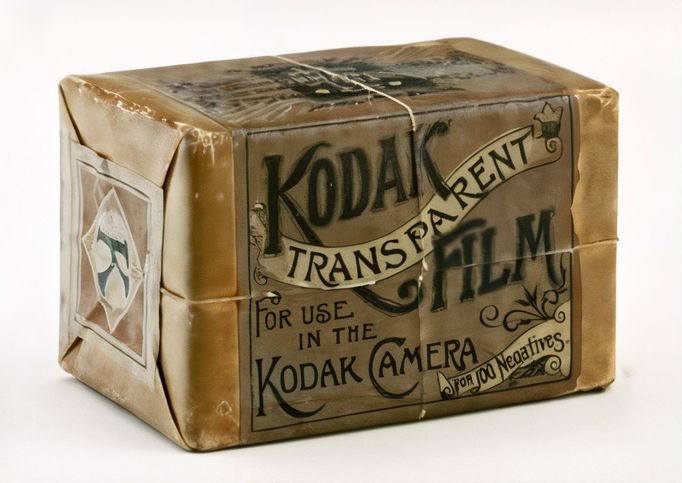 Dobové balení s Kodak filmy., cca 1890-1900.