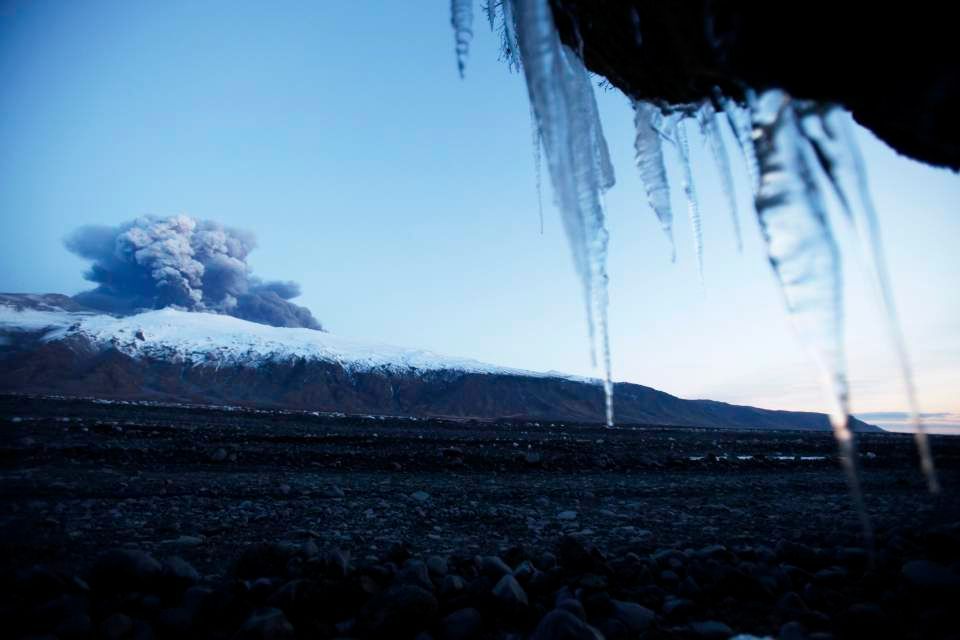 Erupce sopky ovlivnila dopravu v Evropě