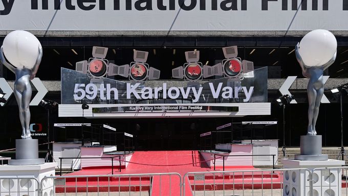 Vrcholí přípravy na 59. Mezinárodní filmový festival. Karlovy Vary, 2. července 2025.