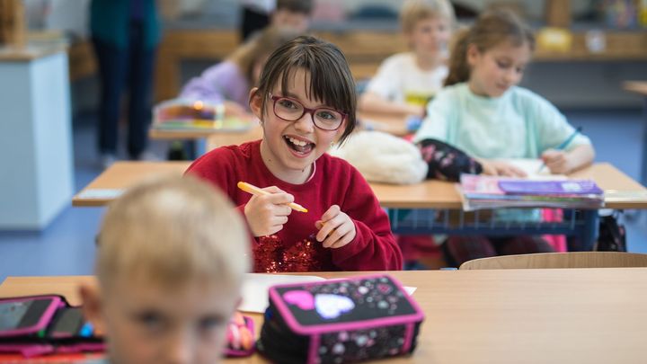 Pomáhají dětem a spojují školy s rodinami. Na sociální pedagogy ale chybí peníze; Zdroj foto: Jakub Plíhal
