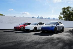 Víme, o kolik zlevnila. Dostupná Tesla už je v Česku, jak si stojí proti konkurenci?