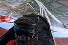 Vrchol Dnů NATO v Ostravě: Podívejte se, jak show Red Arrows viděli piloti