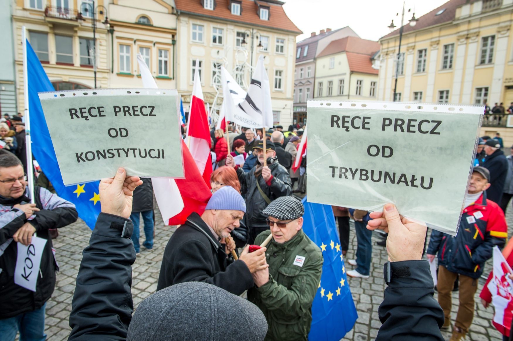 Demonstrace proti krokům polské vlády