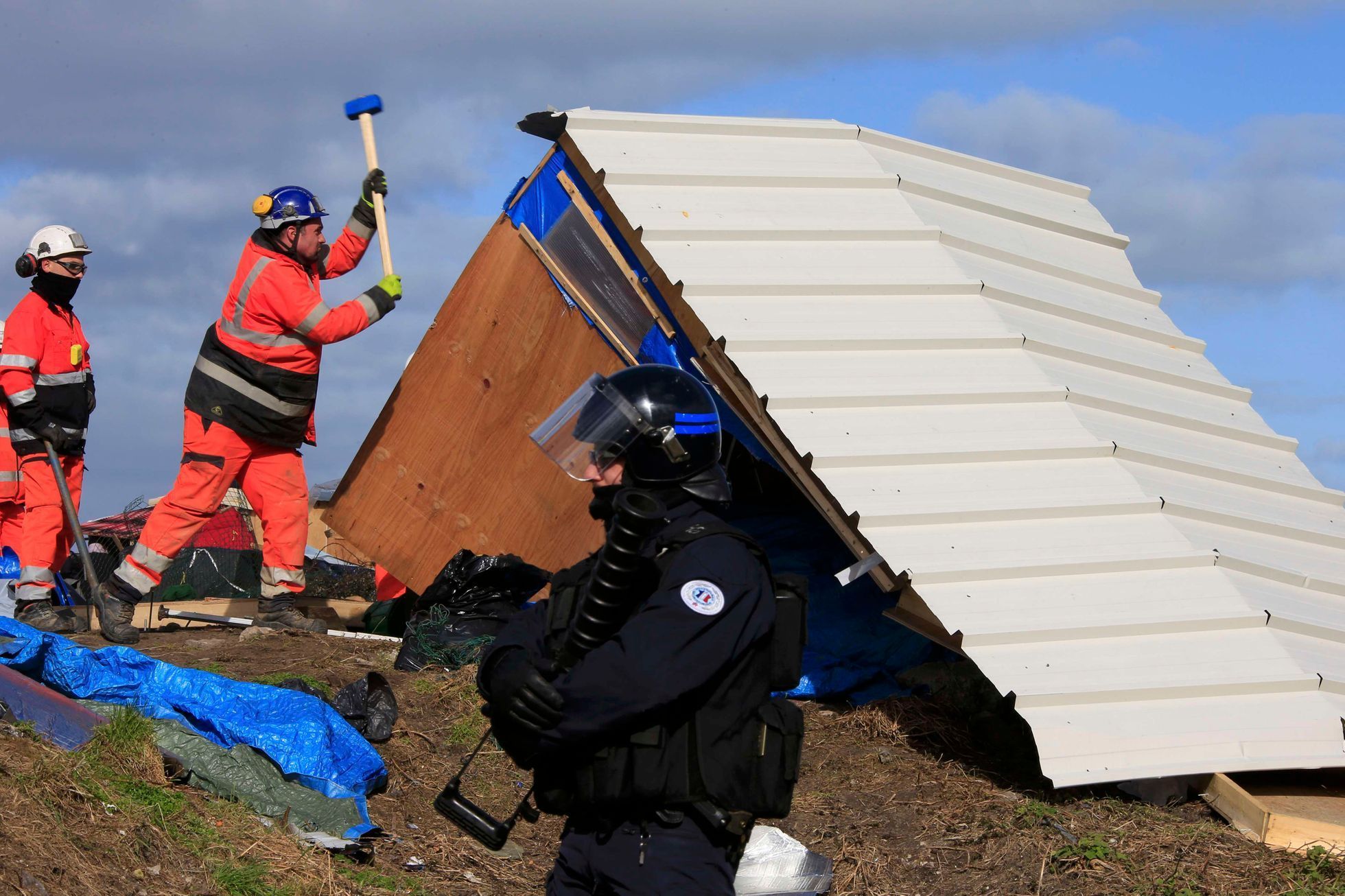 Demolice tábora v Calais