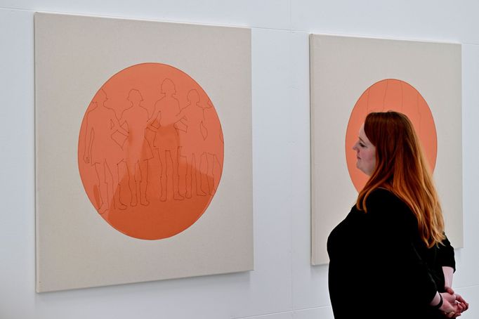 Snímek z výstavy dvojice Unconductive Trash v brněnské Fait Gallery.