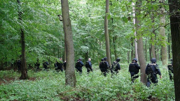 Vraha z Klánovic hledají desítky kriminalistů. Je to priorita, zdůrazňuje policie