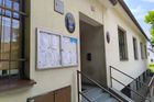 Malá obec Tehov má obecní úřad, kde vládne domácká atmosféra.