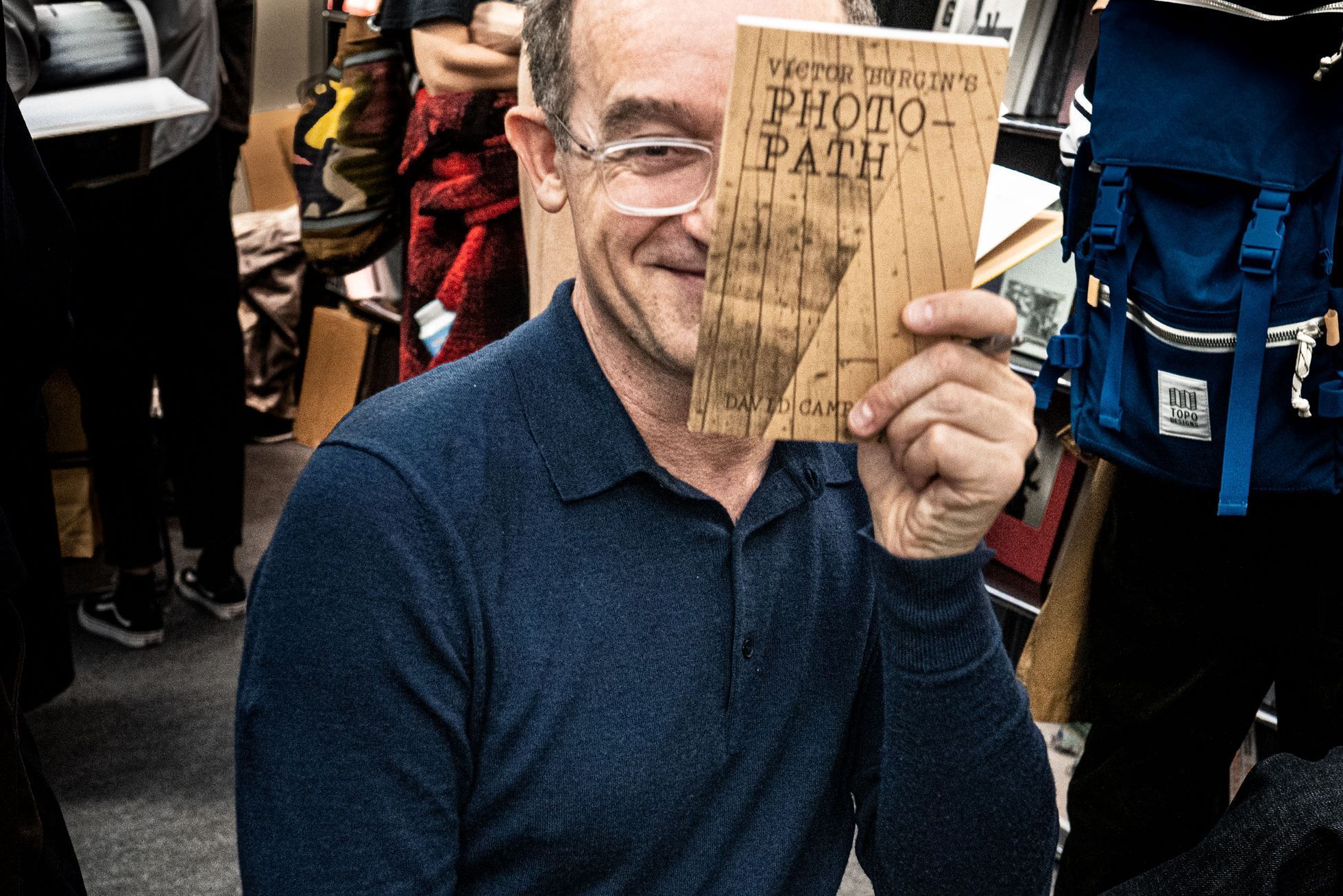 Fotoreportáž z mezinárodního fotografického veletrhu Paris Photo 2022