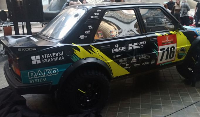 Škoda 130 LR Ondřeje Klymwčiva před Rallye Dakar 2022