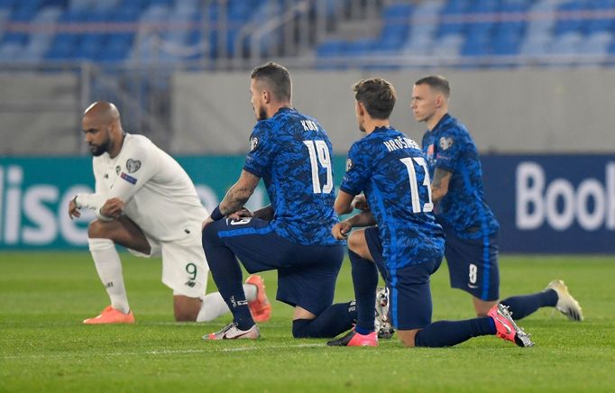 Juraj Kucka, Slovakia’s Patrik Hrosovsky and Republic of Ireland’s David McGoldrick